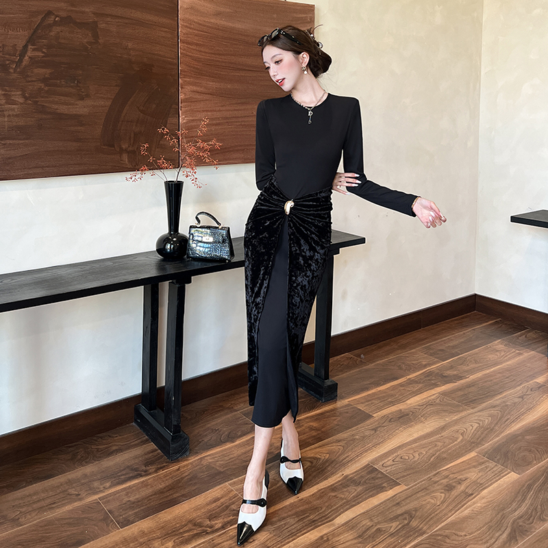 Slim fashion gold buckle package hip crimp dress