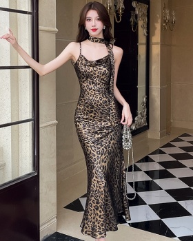 All-match leopard sling sexy slim fashion dress