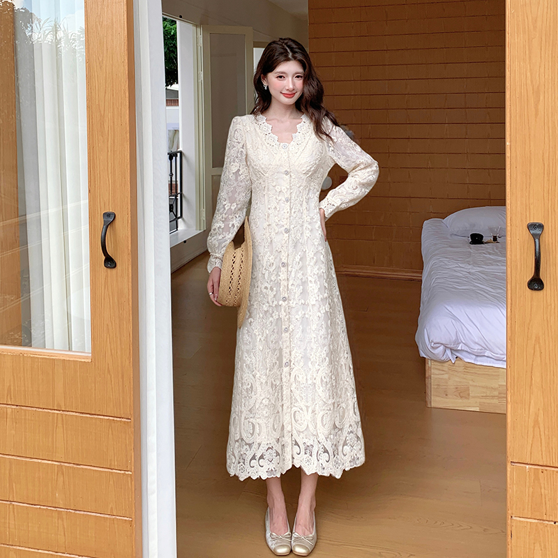 Small fellow lady slim dress long sleeve tender long dress