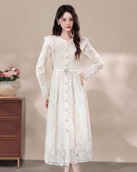 Pinched waist embroidery lace breasted dress