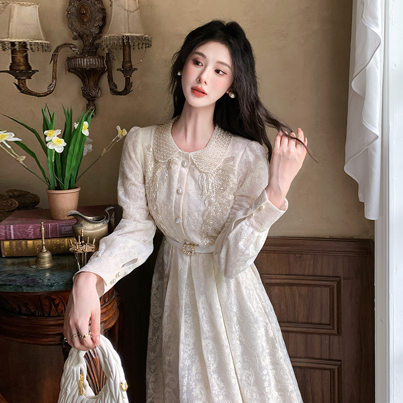 Beading long sleeve doll collar slim dress