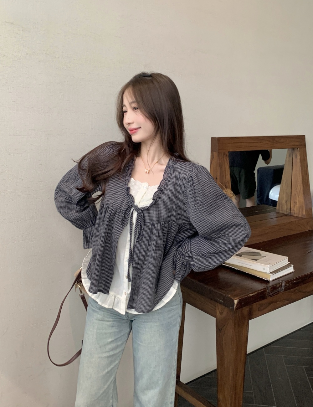 Korean style Pseudo-two show young frenum tops