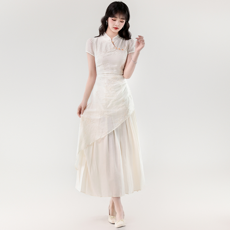 Fashion Chinese style light cheongsam temperament maiden dress