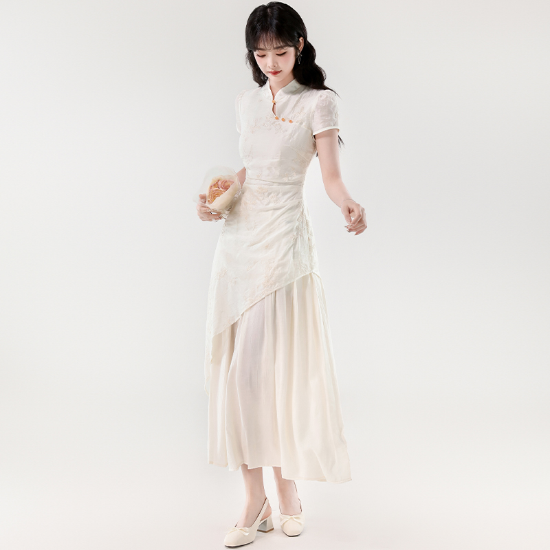 Fashion Chinese style light cheongsam temperament maiden dress