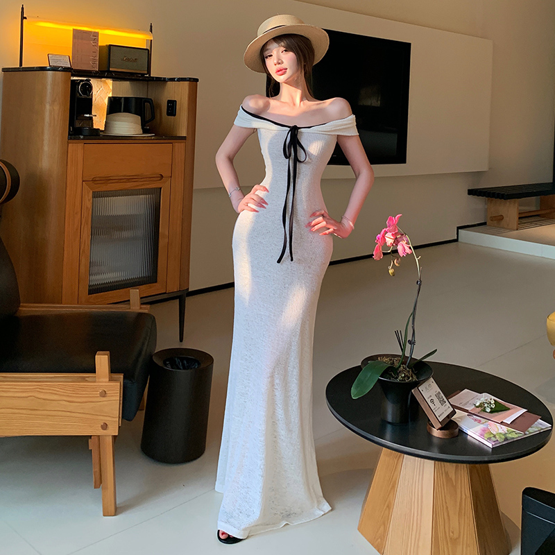 Flat shoulder pinched waist romantic dress for women