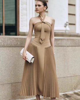 A-line pleated temperament dress slim halter long dress