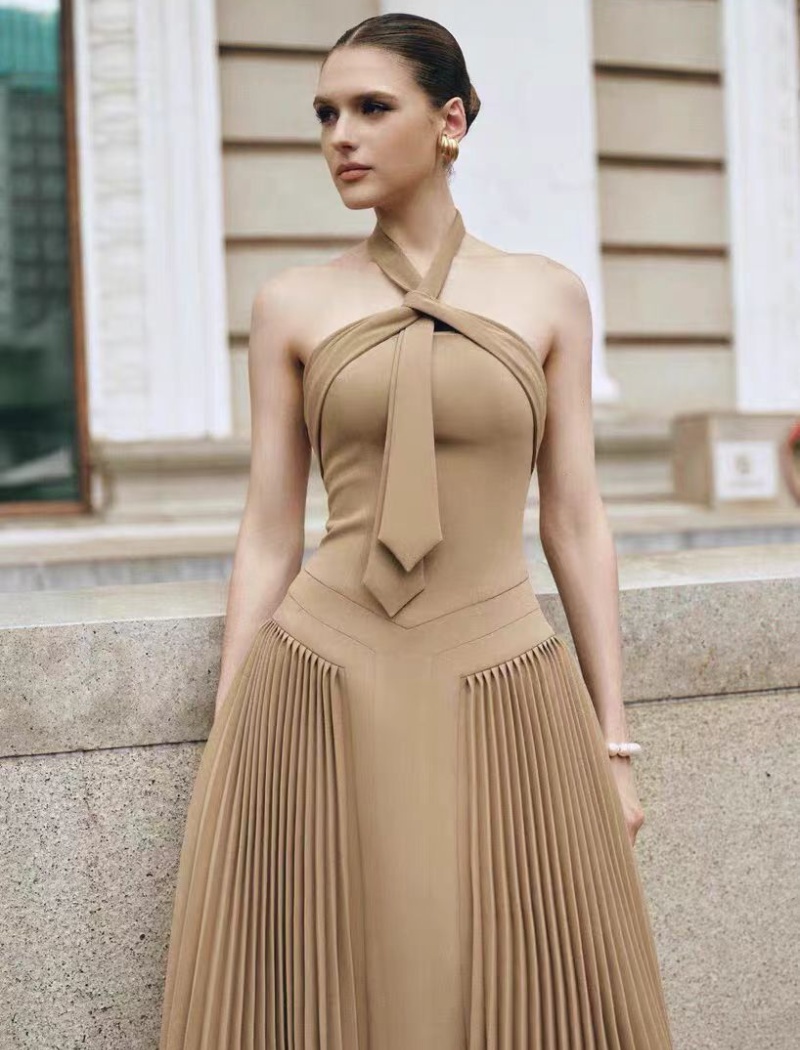 A-line pleated temperament dress slim halter long dress