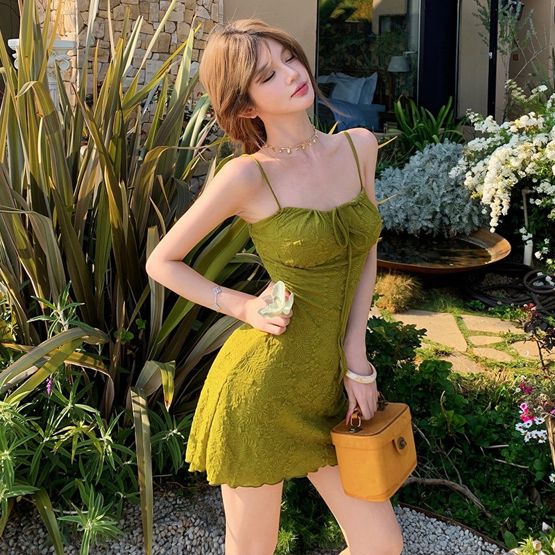 Sling vacation dress retro pinched waist T-back for women