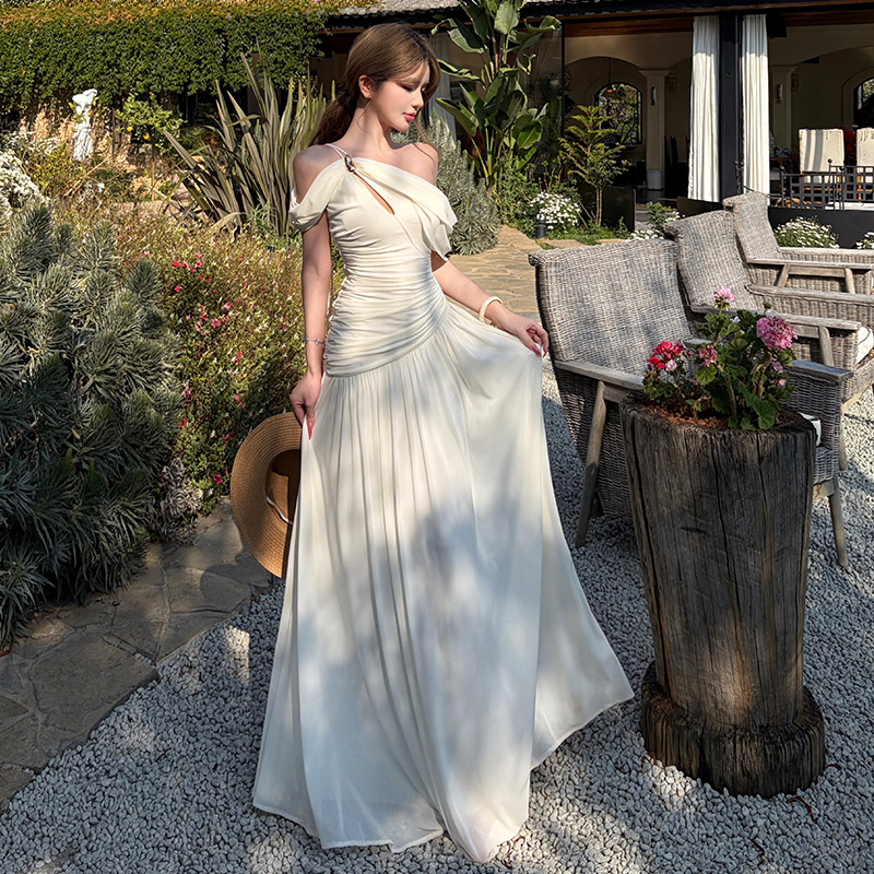 France style enticement dress sloping shoulder long dress