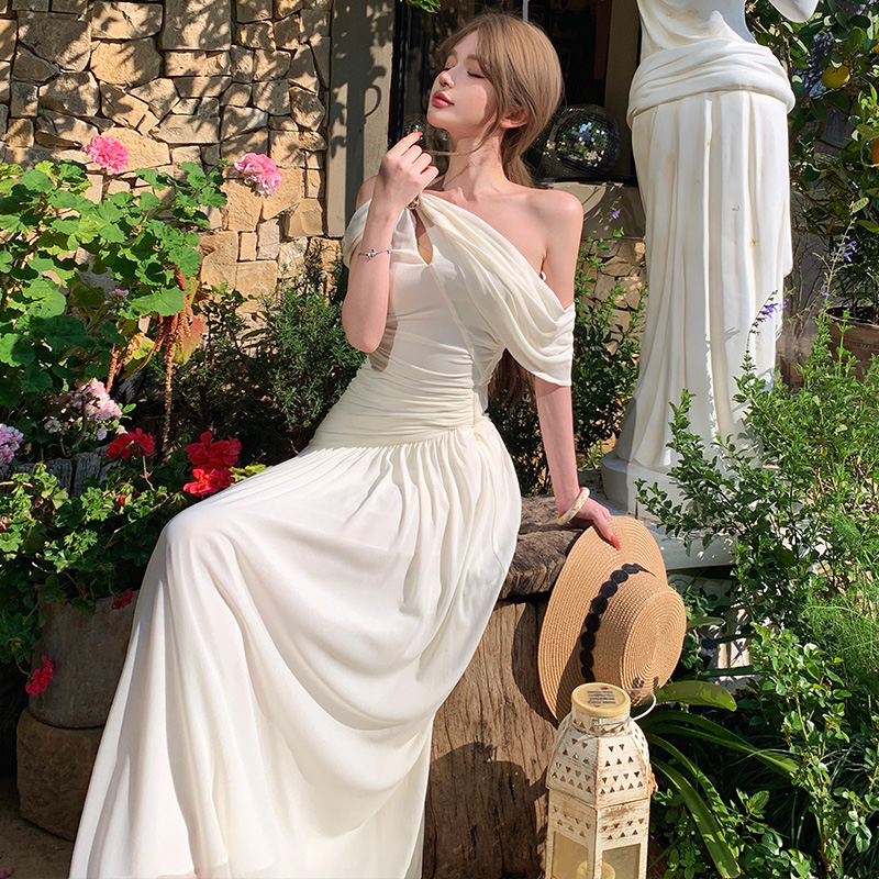 France style enticement dress sloping shoulder long dress