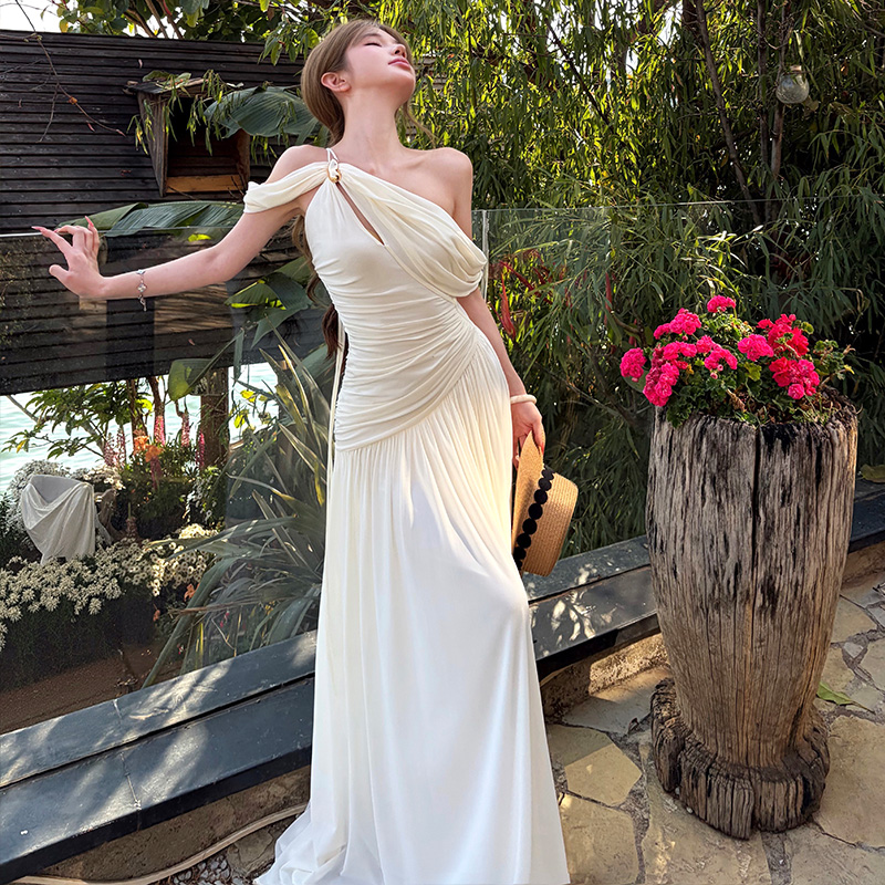 France style enticement dress sloping shoulder long dress