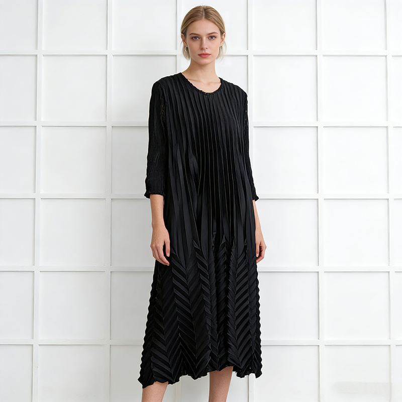 Loose fold light luxury large yard dress