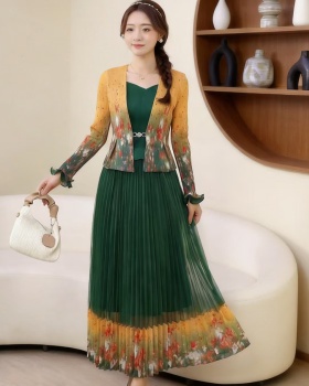 Pleated bandage wood ear fold pinched waist dress