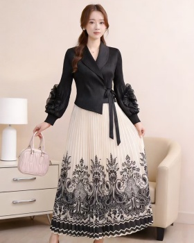 Large yard pleated lantern sleeve fold dress for women