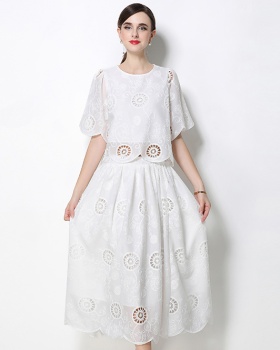 High waist hollow tops round neck embroidery skirt 2pcs set