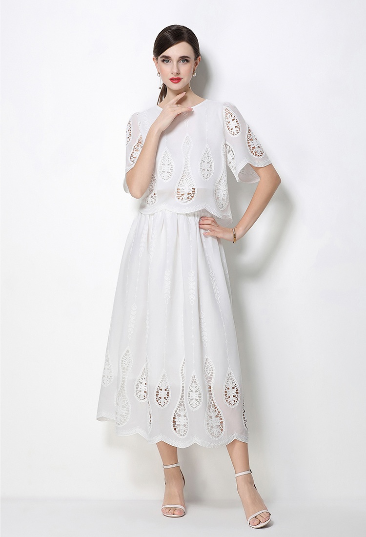 Hollow high waist tops round neck embroidery skirt