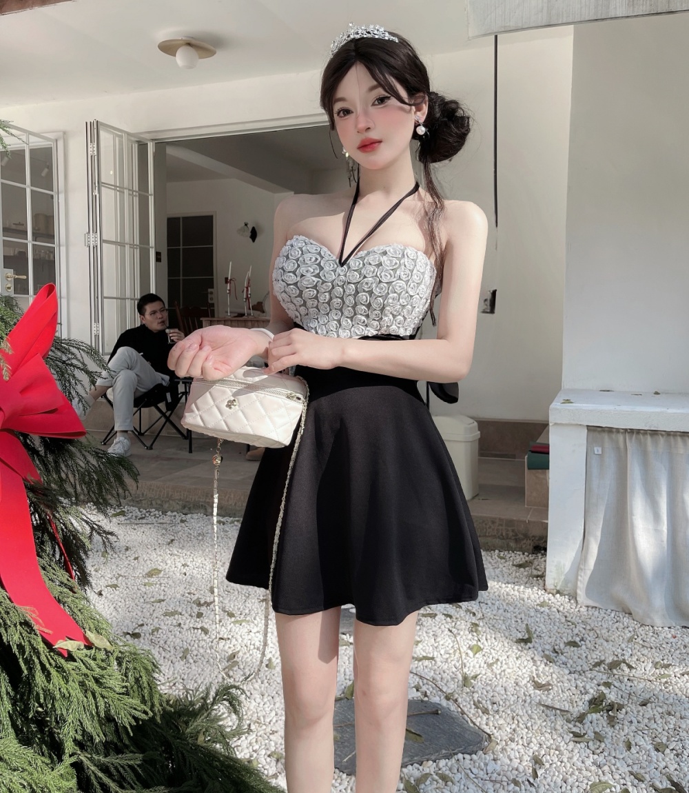 Short flowers big skirt bottoming sexy halter dress