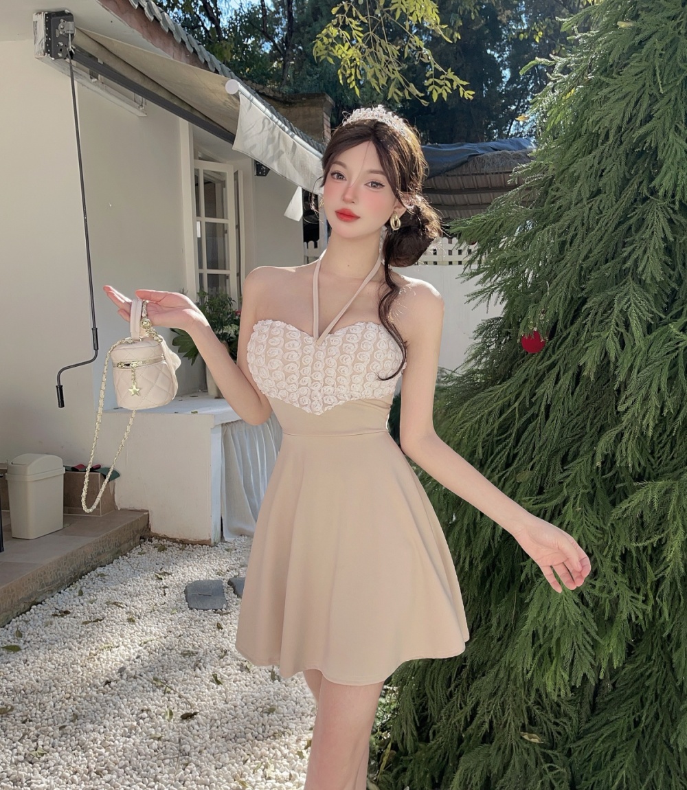 Short flowers big skirt bottoming sexy halter dress