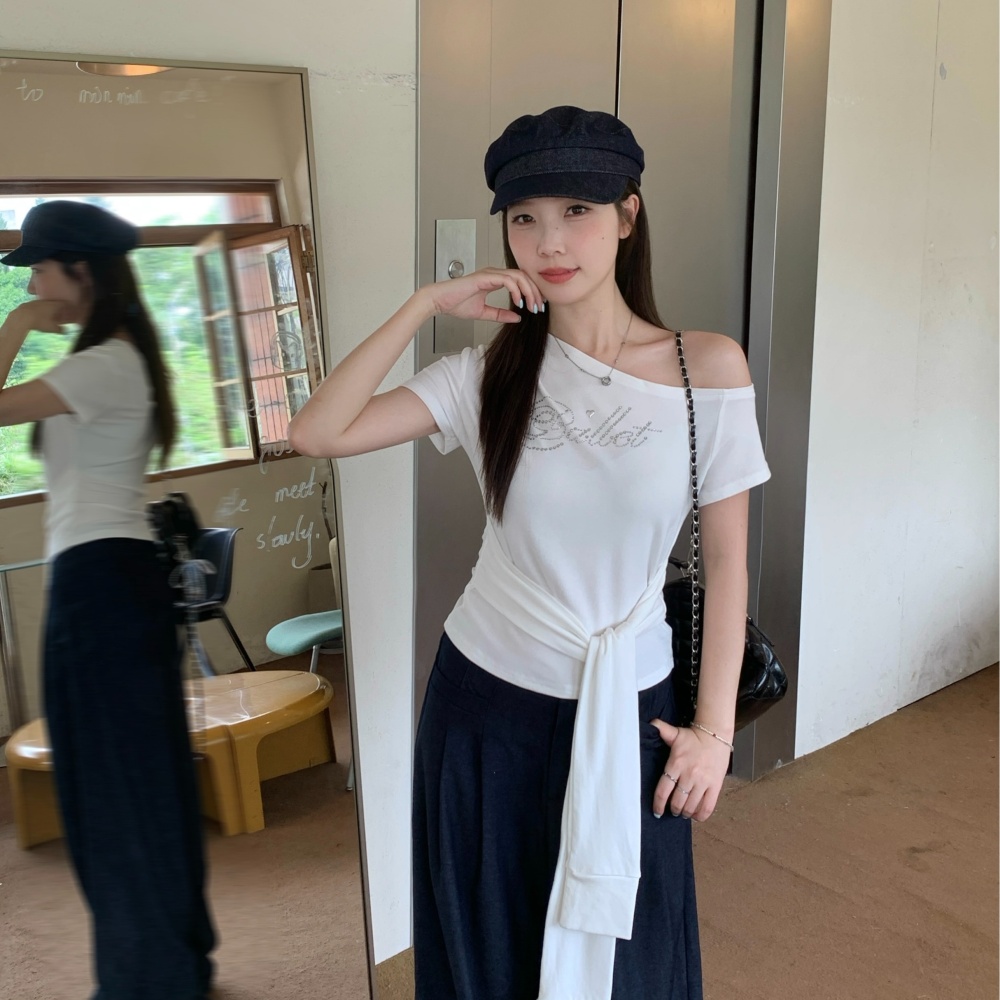 Spicegirl sloping shoulder T-shirt slim letters tops