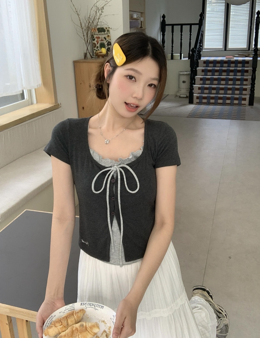 Lace collar short sleeve large yard spicegirl frenum T-shirt