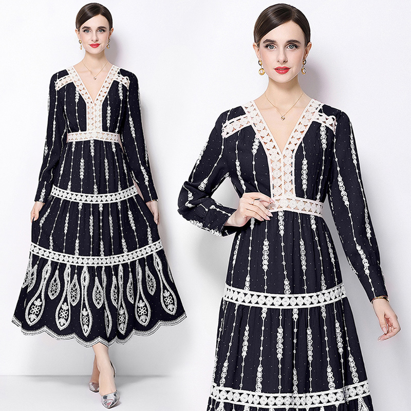 A-line slim France style V-neck long sleeve dress for women