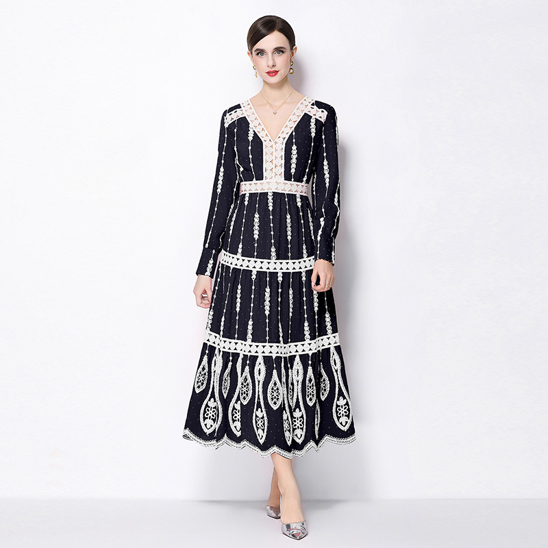 A-line slim France style V-neck long sleeve dress for women