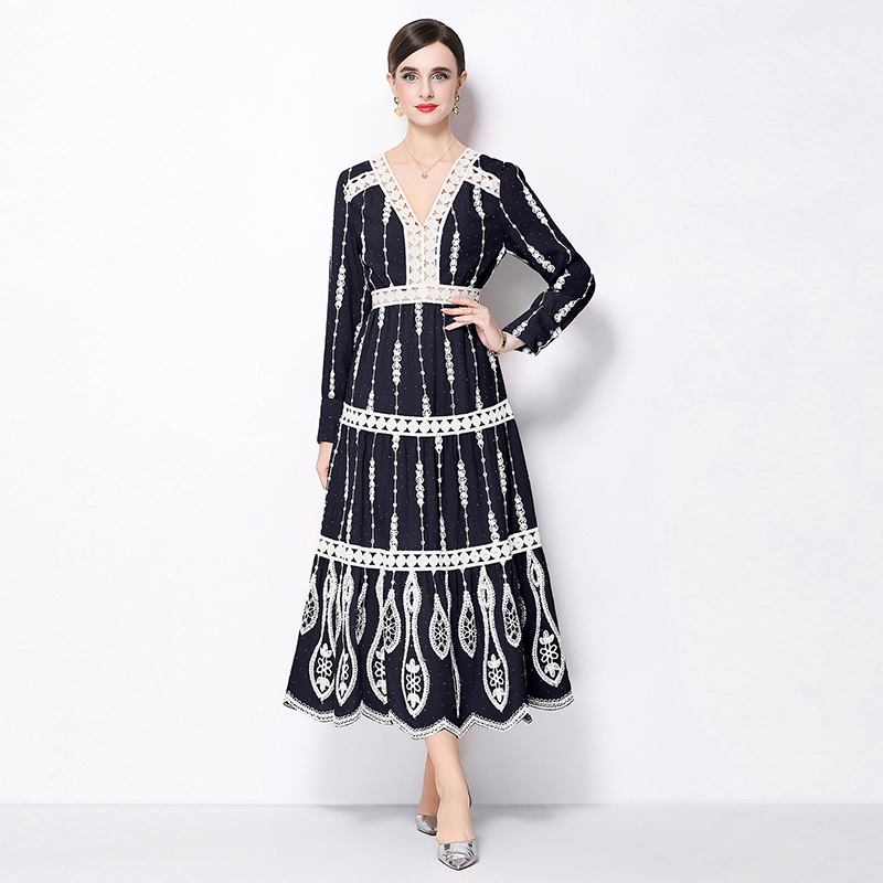 A-line slim France style V-neck long sleeve dress for women