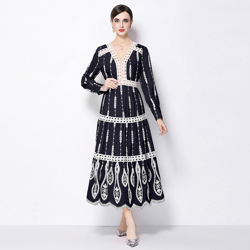 A-line slim France style V-neck long sleeve dress for women