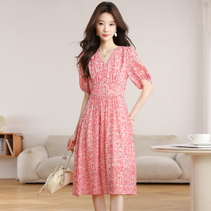 Floral small fellow temperament dress for women