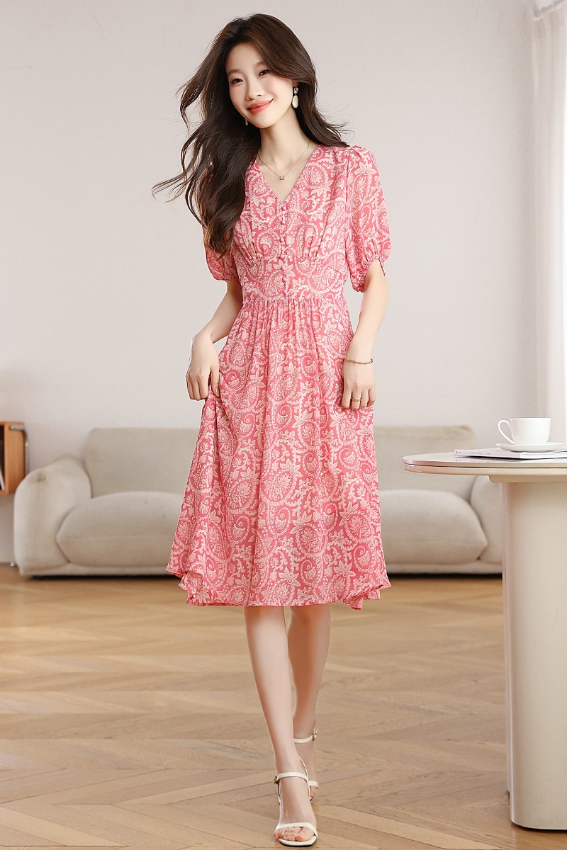 Floral small fellow temperament dress for women