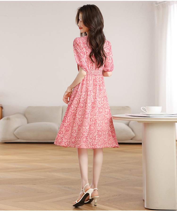 Floral small fellow temperament dress for women