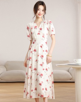 V-neck pinched waist long dress vacation dress for women