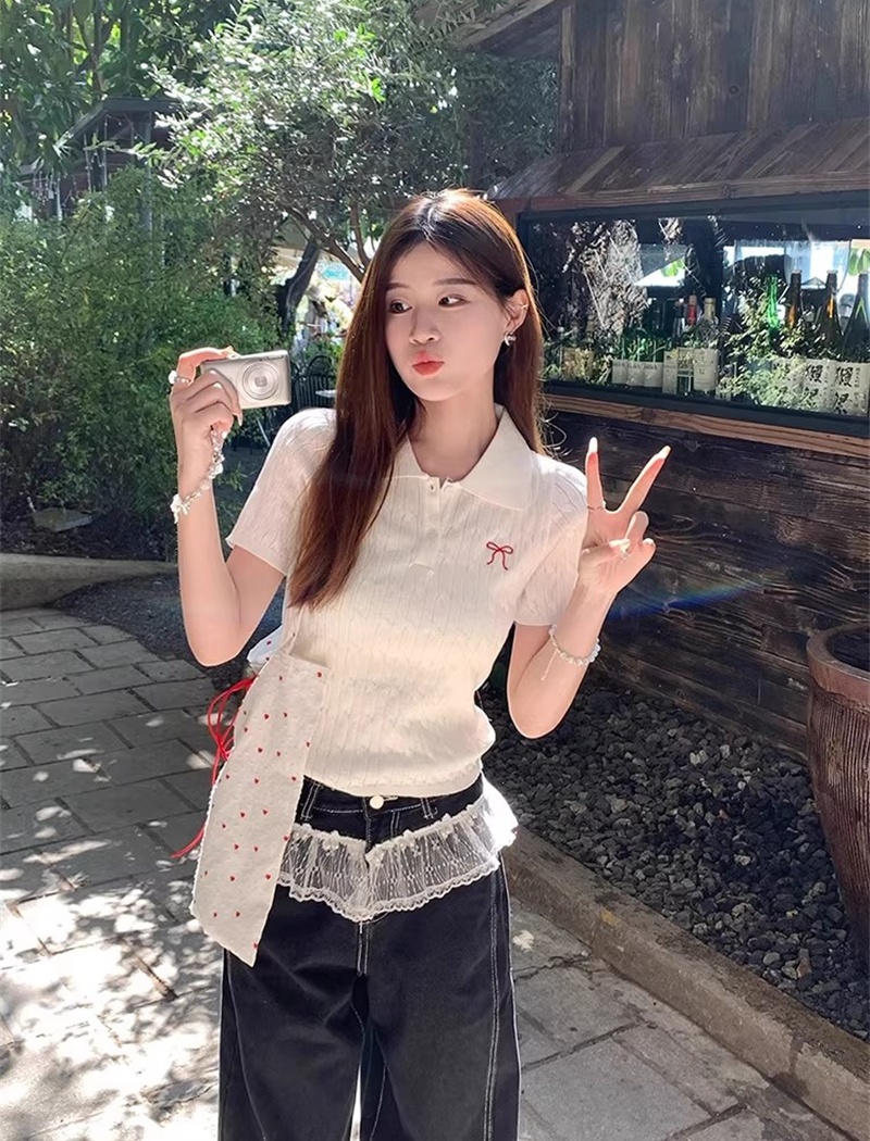 Short sleeve college style T-shirt knitted tops for women