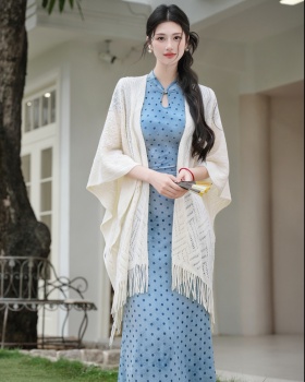 Elegant polka dot dress collocation white cheongsam a set