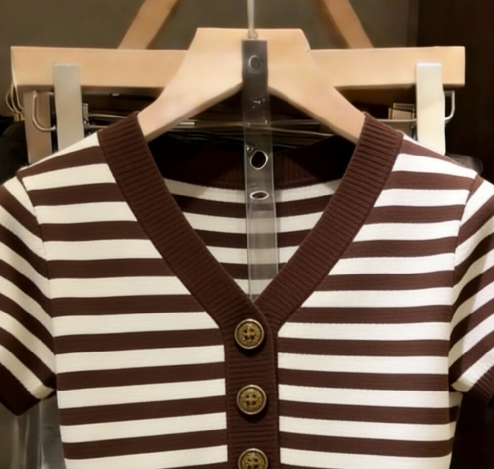 Slim stripe sweater short sleeve buckle tops for women