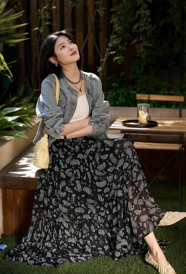 Casual elastic waist France style floral retro skirt