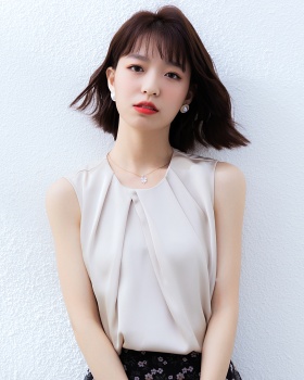 Pullover satin tops wears outside summer vest