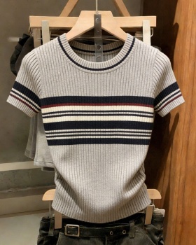 Mixed colors short sleeve knitted round neck tops for women