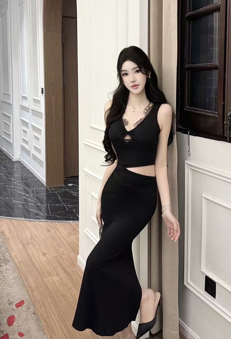 Spring and summer black lace V-neck splice hollow dress