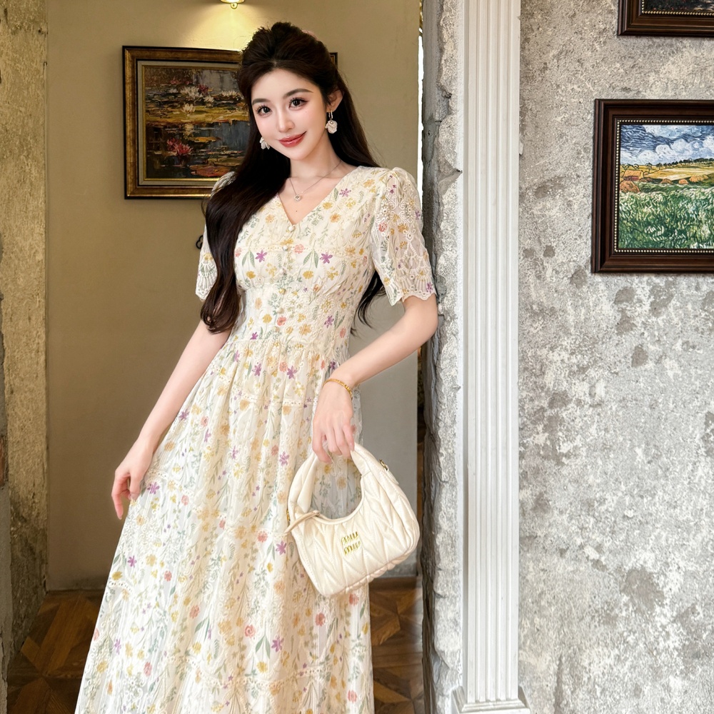 V-neck France style embroidery pinched waist dress