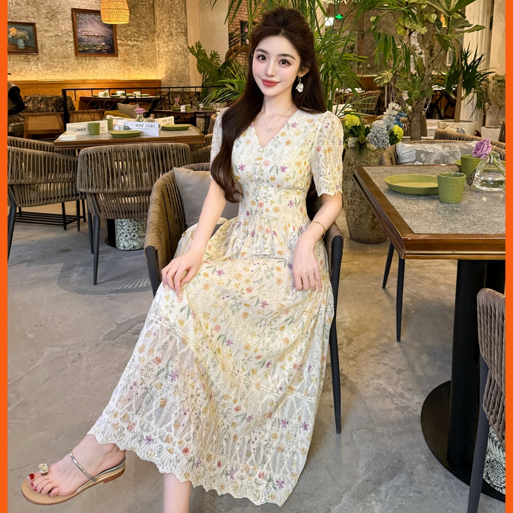 V-neck France style embroidery pinched waist dress