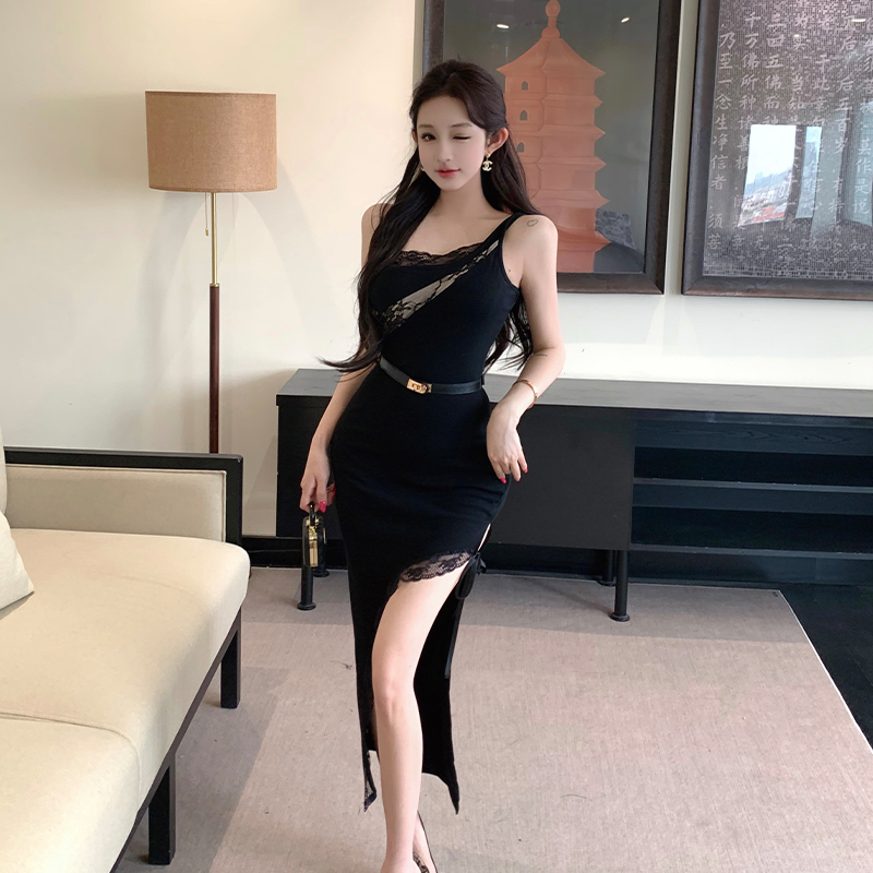 Temperament package hip enticement lace sloping shoulder dress