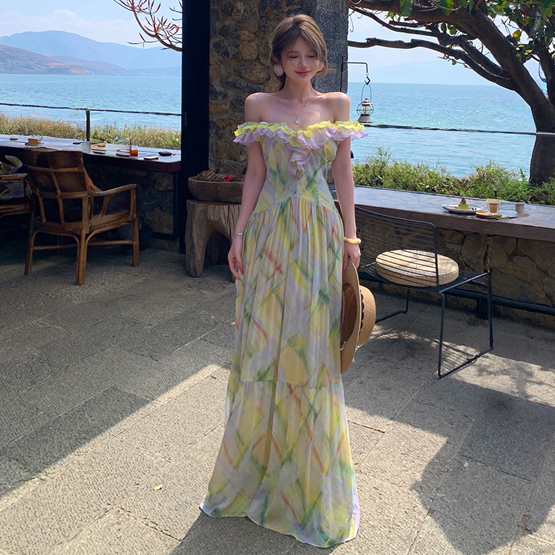 Lady romantic long dress big halter vacation dress