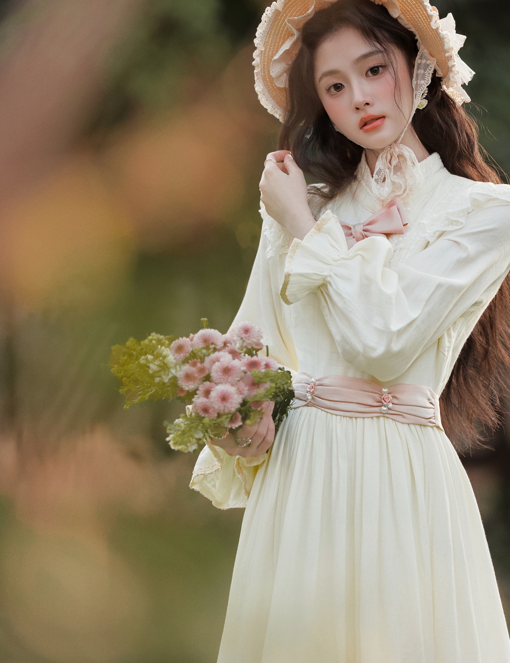 Elegant sweet sweet princess bow embroidery light dress