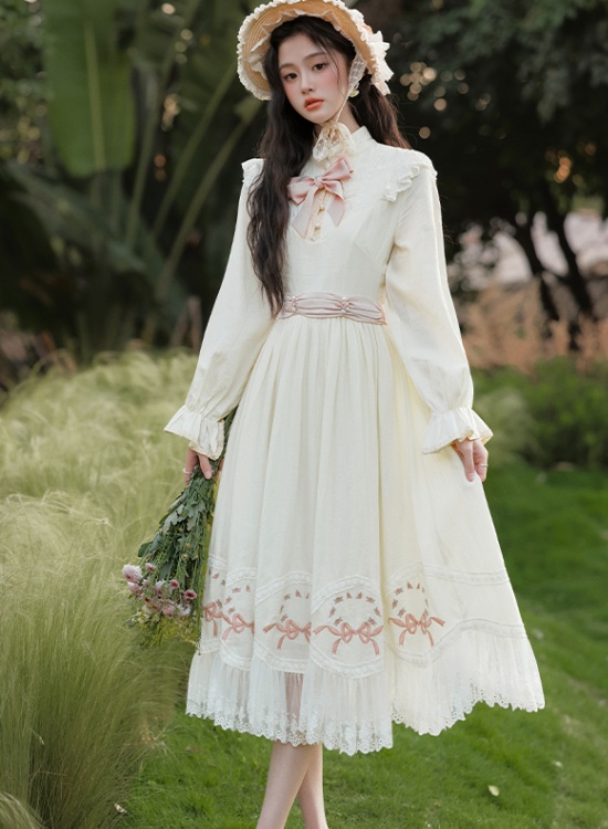 Elegant sweet sweet princess bow embroidery light dress