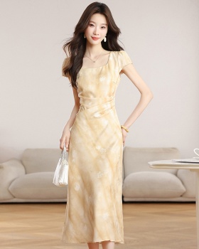 Yellow rose jacquard short sleeve summer dress