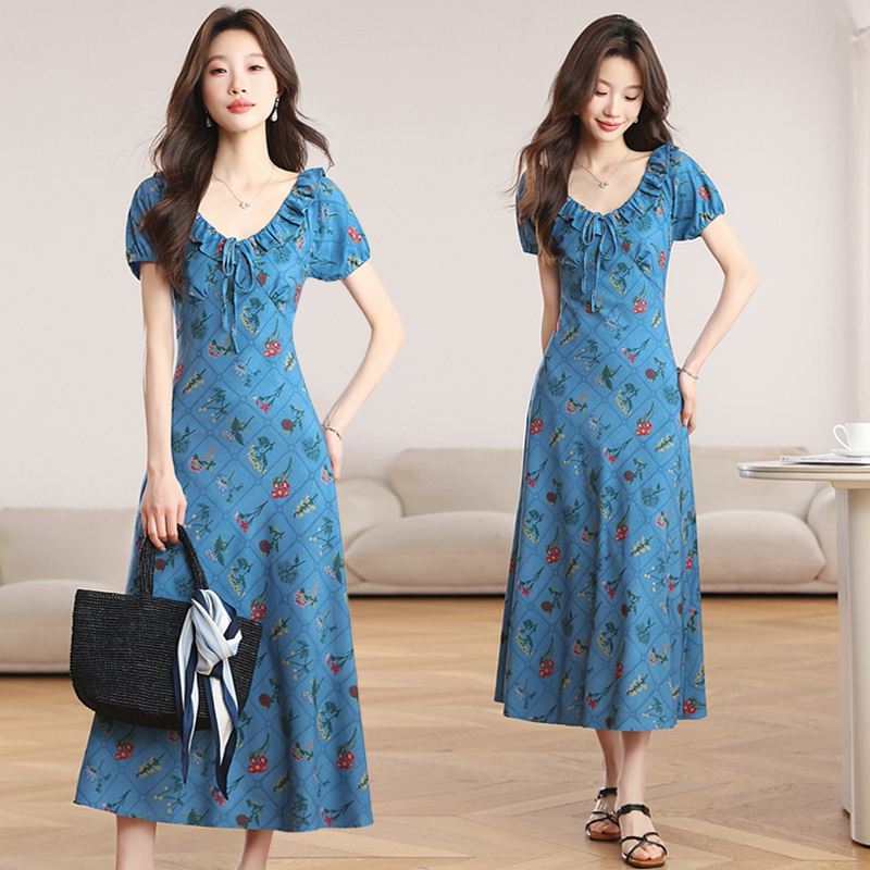 Pinched waist short sleeve lotus leaf collar dress