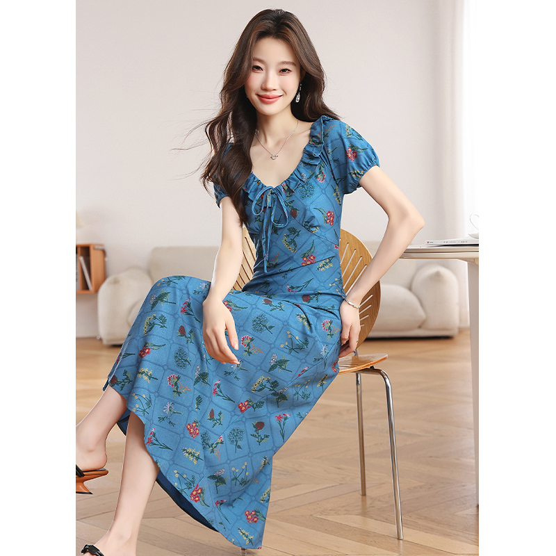 Pinched waist short sleeve lotus leaf collar dress