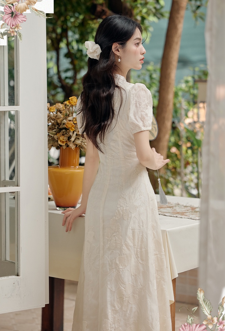 Chinese style dress embroidery cheongsam