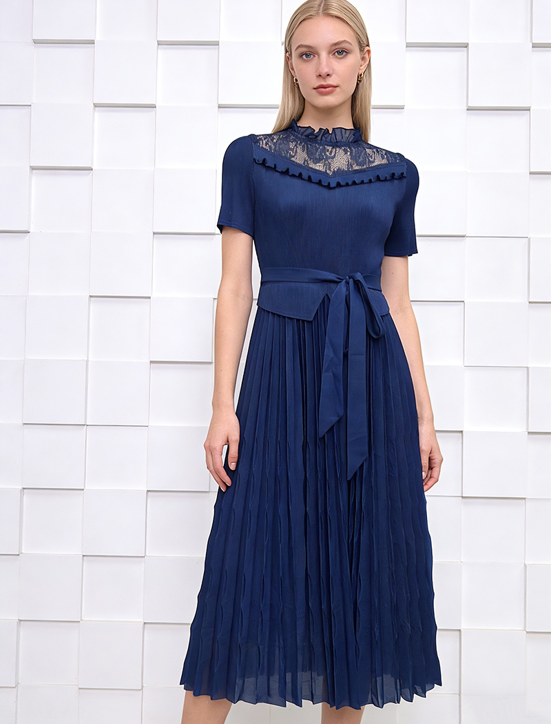 Simple slim belt pinched waist dress for women